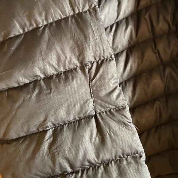 Patagonia Down Sweater Jacket - Picture 4 of 5